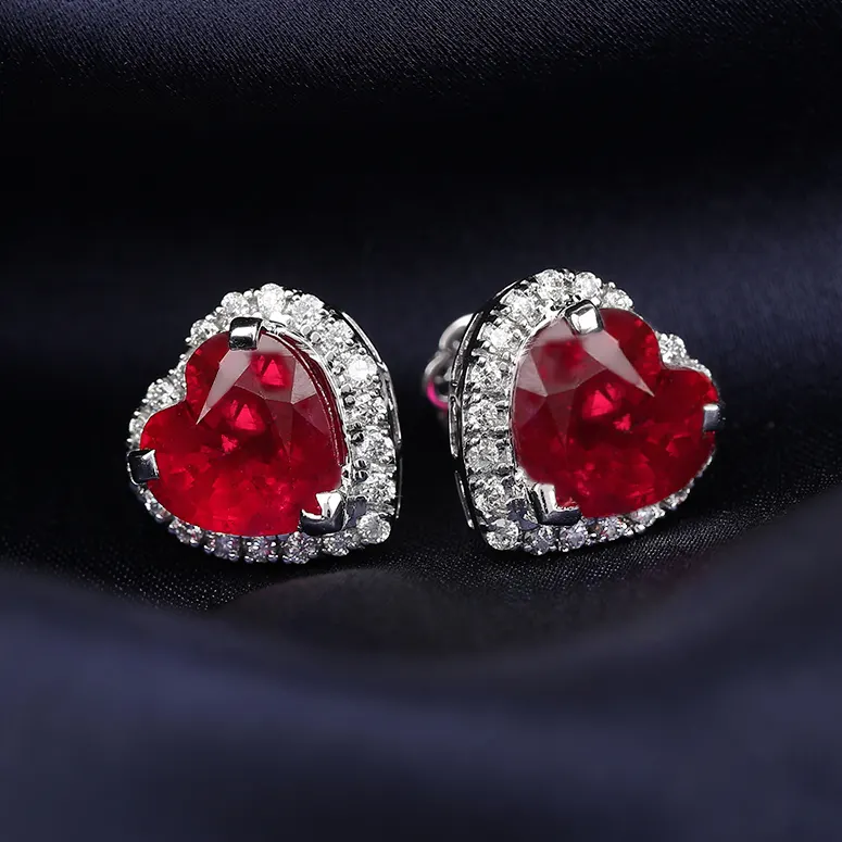 14 K / 585 White Gold Ruby and Diamond Studs