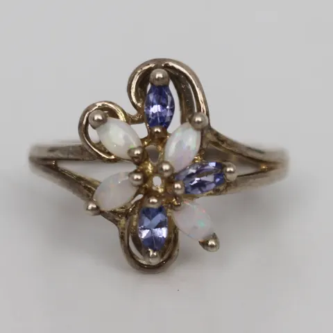 7 Stone Flower Form Opal Silver Ring