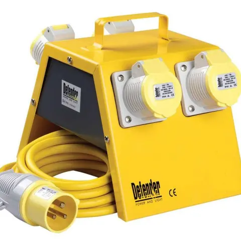 Defender 4 Way 16 Amp Splitter Box with cable & plug