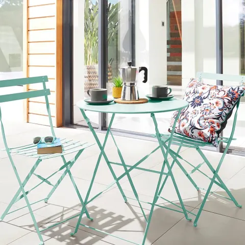 (156/6B) RRP £119. Palma Bistro Dining Set Green. Foldable For Easy Storage. (Table Top Has Some Da