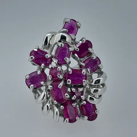 Silver Ring Set With Oval Cut Natural Rubies