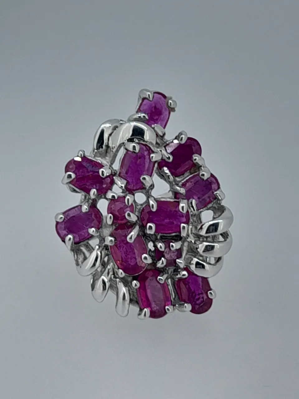 Silver Ring Set With Oval Cut Natural Rubies
