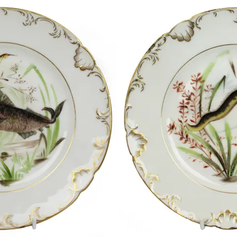 Pair of Edwardian Wolly Fowkes Worcester Hand Painted Plates