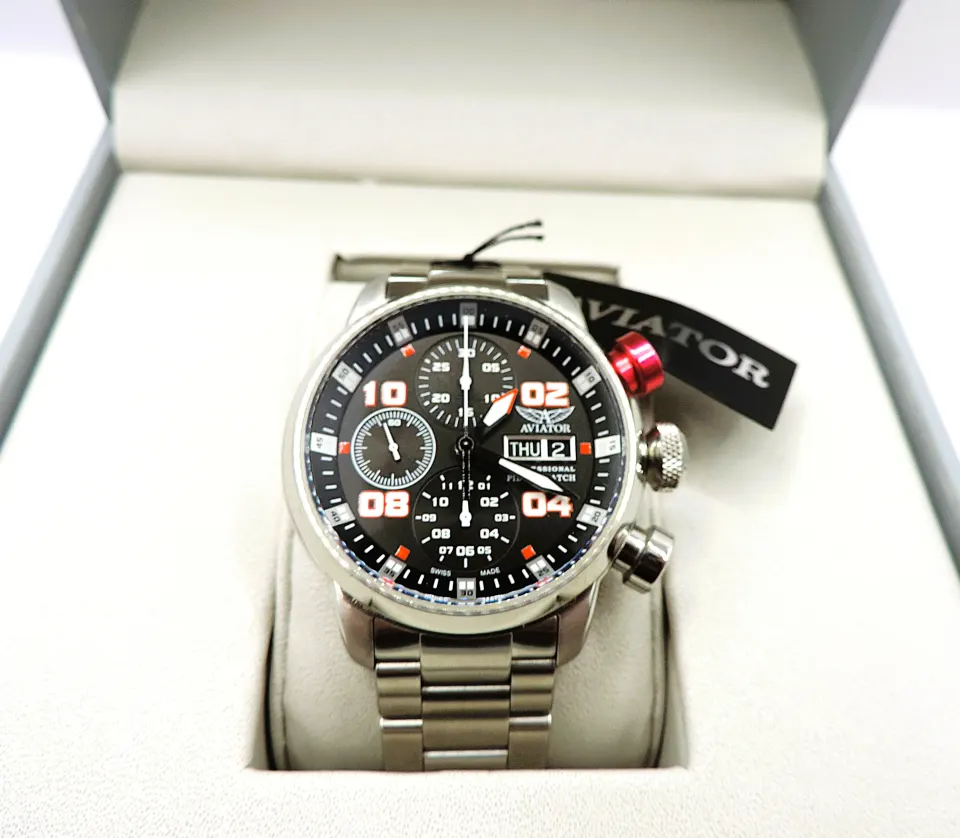Aviator Professional Automatic P.4.06.0.017.4  Chronograph Watch New Boxed Currently Retails £1763