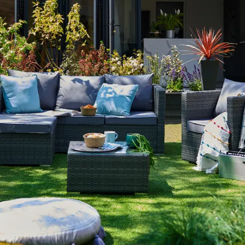 Free Delivery - Job lot of 5x 5-Seater Corner Sofa & Armchair Garden Rattan Furniture Set Canonbury
