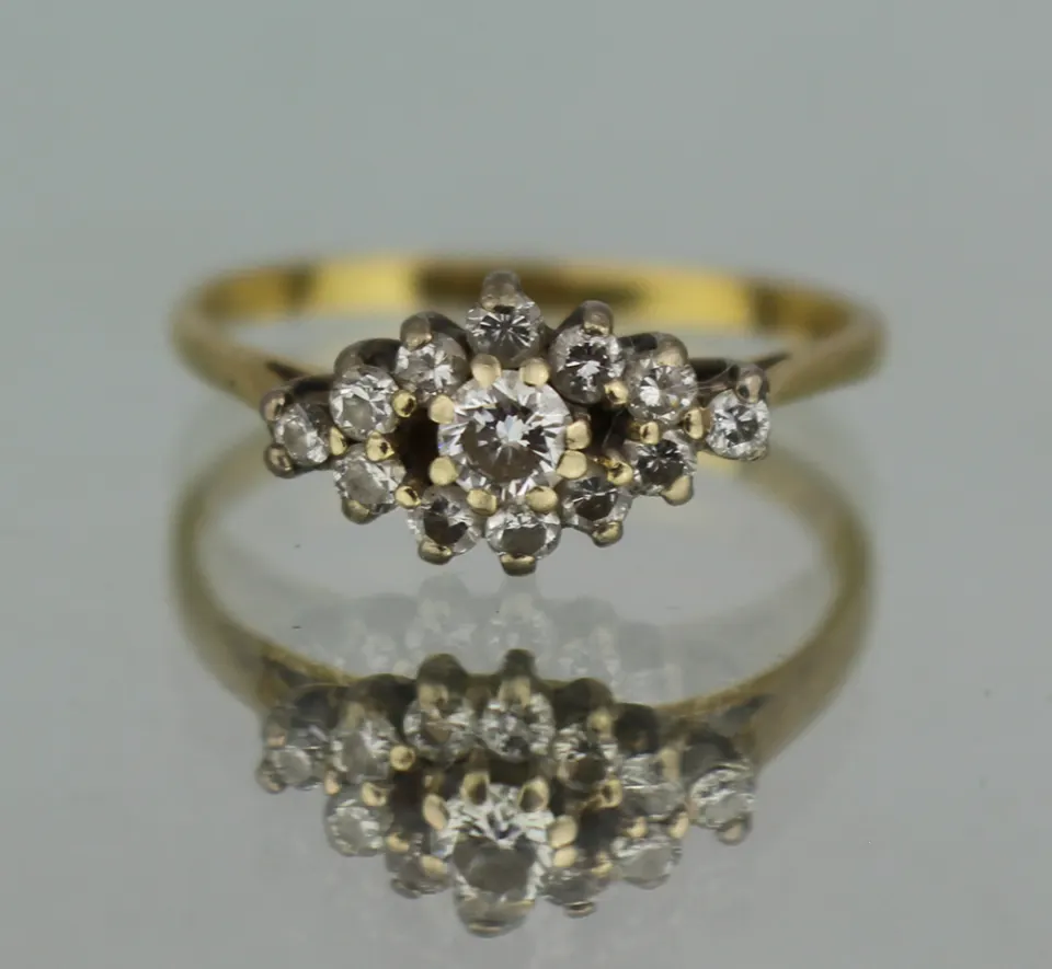 Vintage Diamond 18ct Yellow Gold Ring