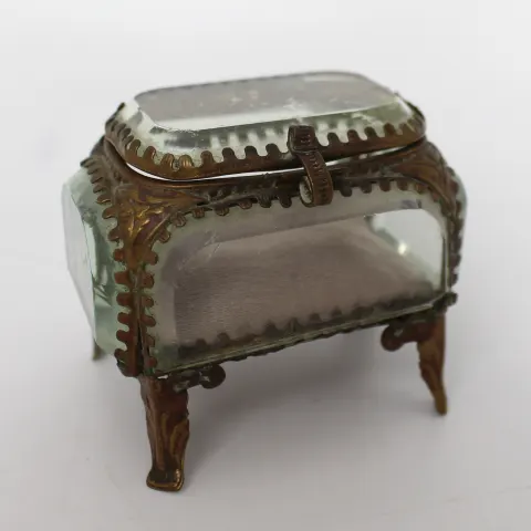 Early 20th c. Bevelled Brass Jewellery Trinket Box
