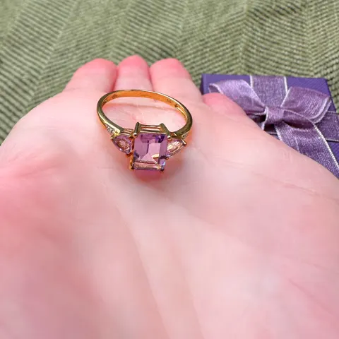 Amethyst & Diamond Ring