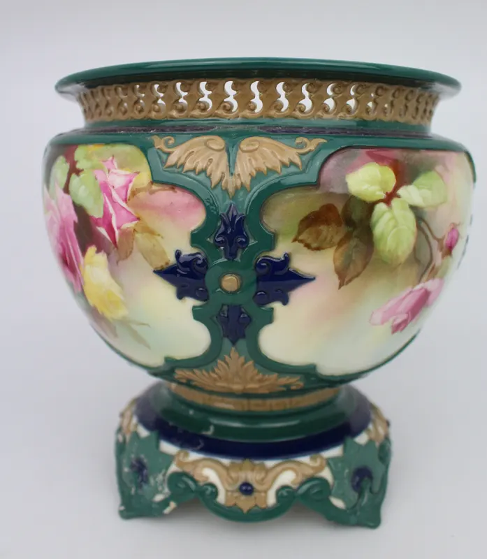 Large Royal Worcester Hadley Pot Pourri Vase, 1911