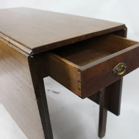 Georgian Antique Oak Drop Leaf Table c.1790