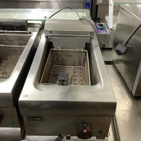Lincat Single Basket Fryer Tested