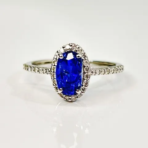 Beautiful 2.19 CT Unheated Burma Blue Sapphire  Diamonds & Platinum