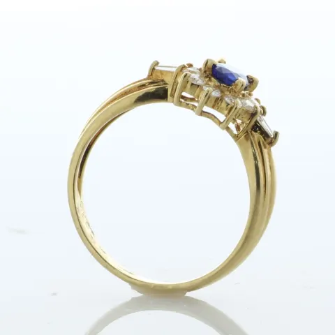 18ct Yellow Gold Oval Cut Sapphire And Diamond Ring (S0.45) 0.30 Carats