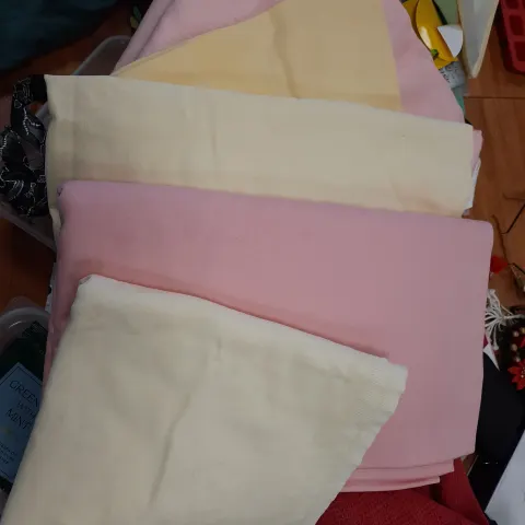 Bag of mixed tablecloths good quality