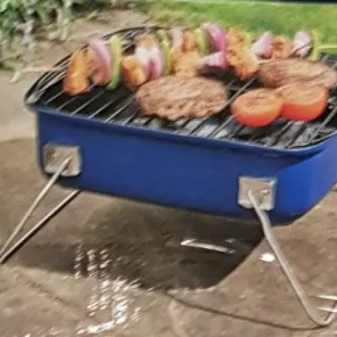 (113/6E) Lot RRP £155. 4x UniFlame BBQ Items. 3x Portable Charcoal Grill RRP £45 Each. 1x Portable