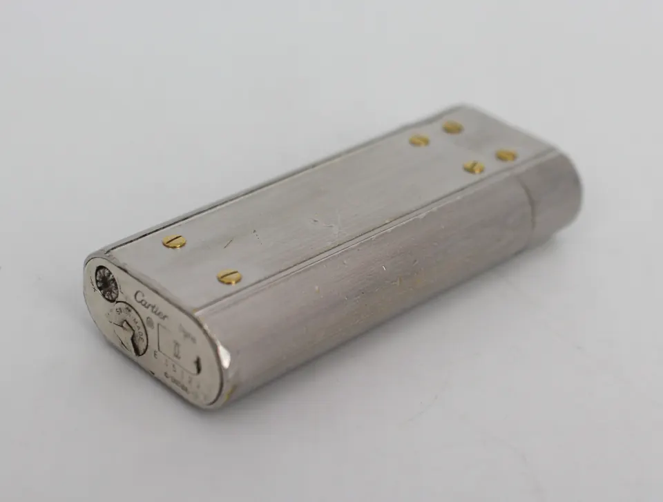 Fine Must de Cartier Lighter
