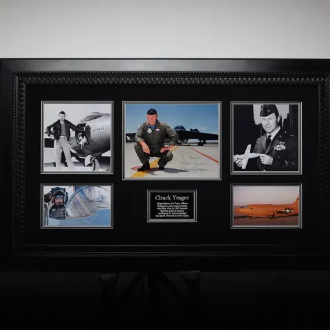 CHUCK YEAGER original signature presentation.