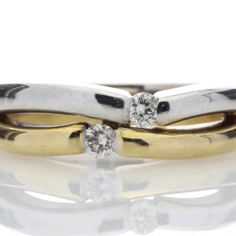 18ct Two Stone Rub Over Set Diamond Ring 0.15