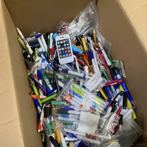Box of Assorted New Pens (B21)