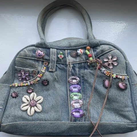 Levi Hand Bag