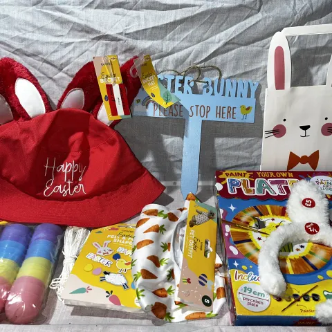 YA/1 - New Job Lot Easter Seasonal Gift Pack