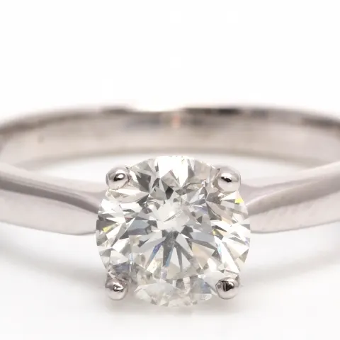 18ct White Gold Single Stone Diamond Ring 1.05