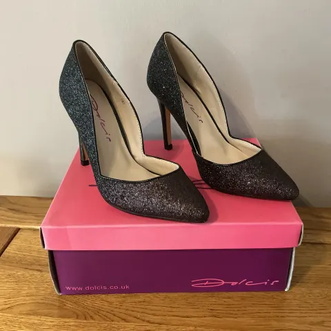 Dolcis”Shanelle” Ladies High Heel Court Shoes Size 4, Black/Burgundy, New £34.99