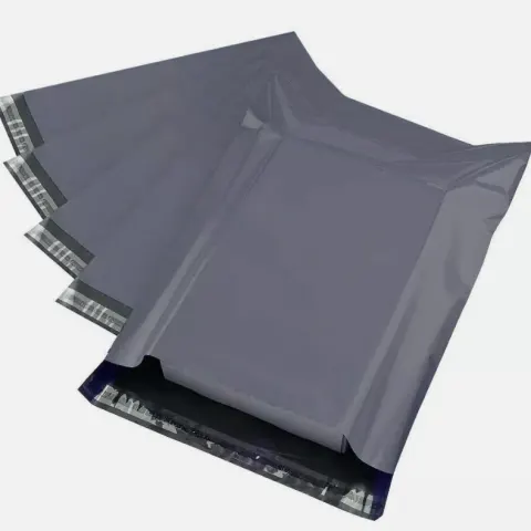 20 Packs of 100 Grey Mailing Bags (2000 BAGS TOTAL - MIX OF SIZES). RRP £200 - GRADE A