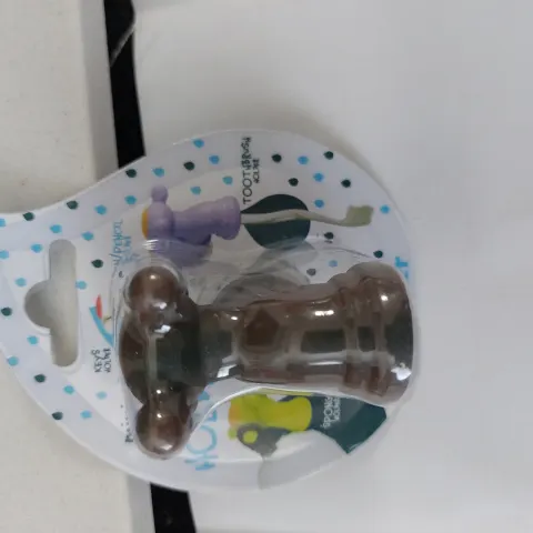 Novelty Tap pencil or toothbrush holders x 24