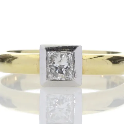 18ct Single Stone Princess Cut Rub Over Diamond Ring 0.45