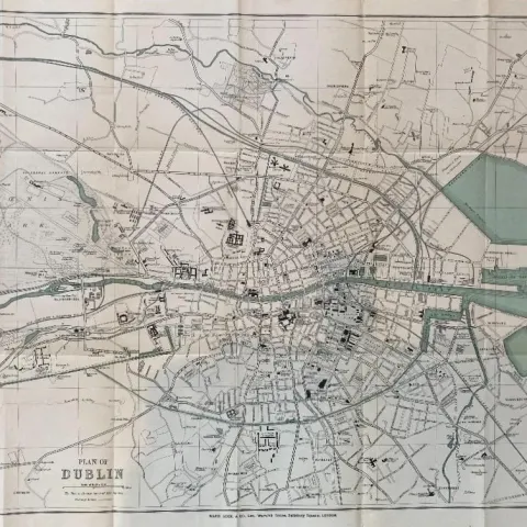 Dublin City  Town & District Ward Lock Vintage King George V 1927 Map.