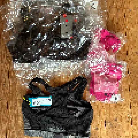 12 Branded Sports Bras E.g. Sloggi, Berlei, Royce
