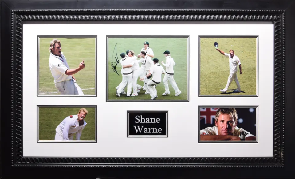 SHANE WARNE original signature presentation