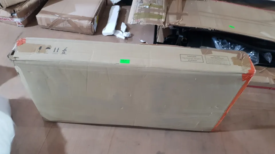 (61/Mez) RRP £150. Kingston Storage Coffee Table White. (H42.5x W94x D50cm).