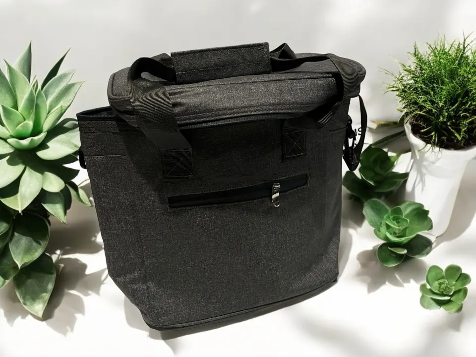 Grey Insulated Picnic Bag