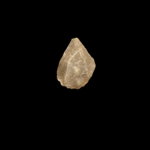 Antiquities: English Neolithic Stone Age Arrow Head, Yorkshire Find