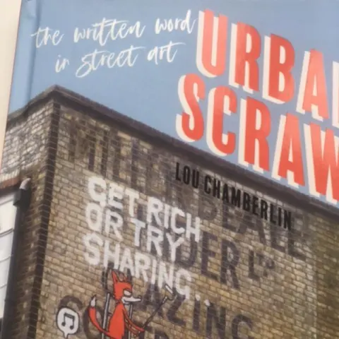 Urban Scrawl - The Written Word On Street Art, Lou Chamberlin, Hardback, Street  1st Edition, 2018