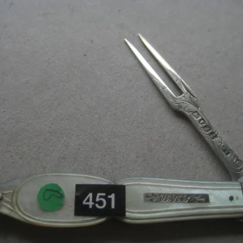 Victorian Mother of Pearl Hafted Silver Bladed Folding Fruit Fork