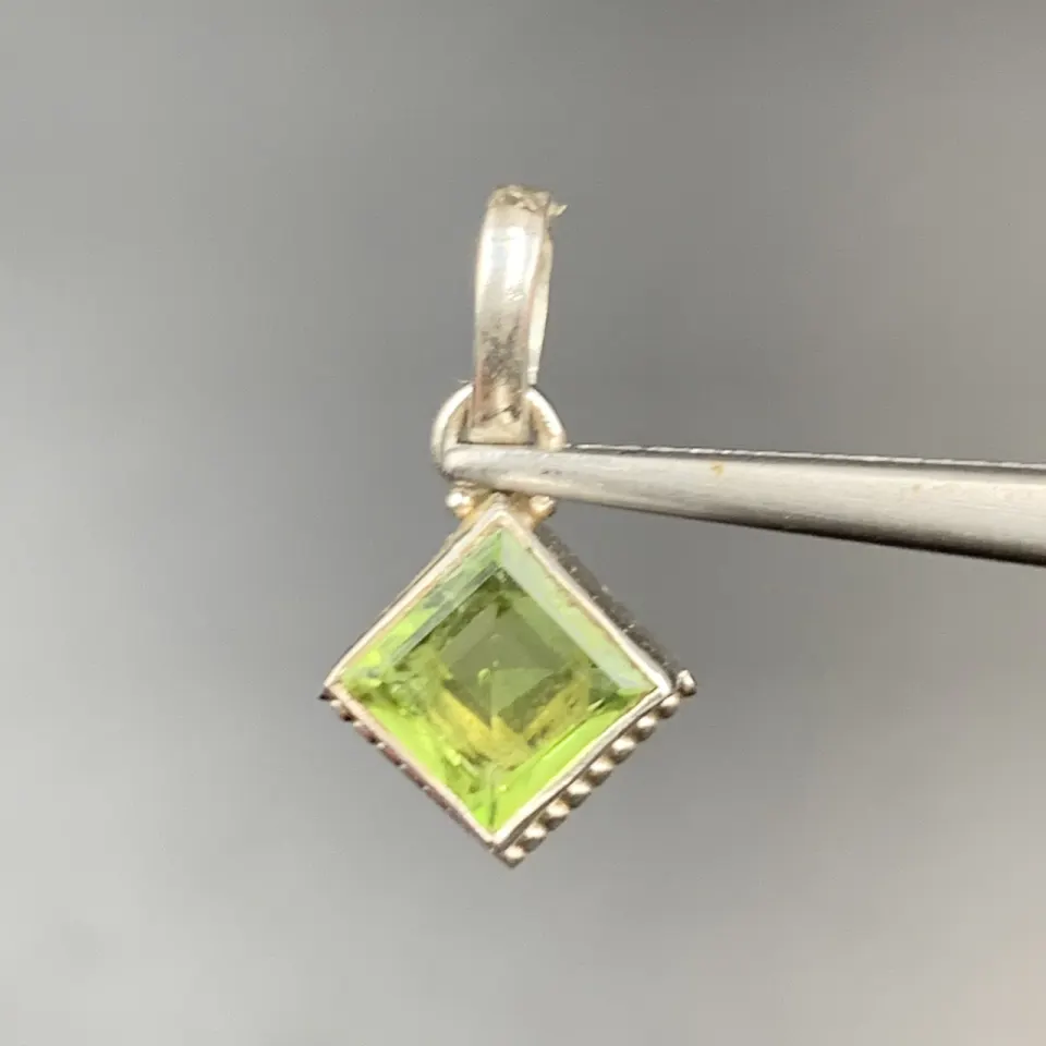 Stunning Natural Peridot With 925 Silver Pendant