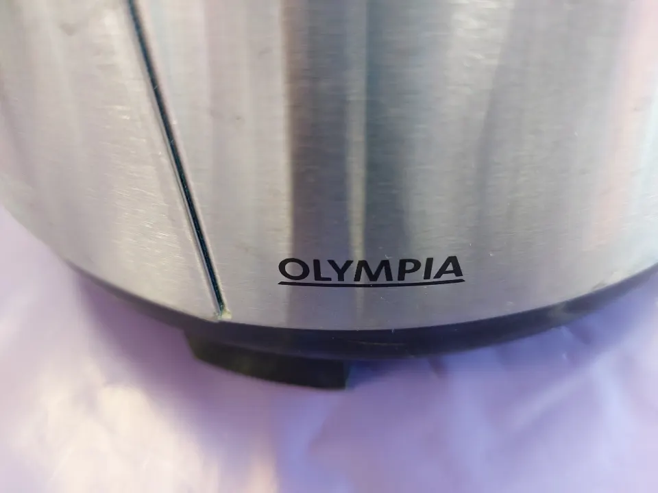 Tea or hot water urn.  14 l