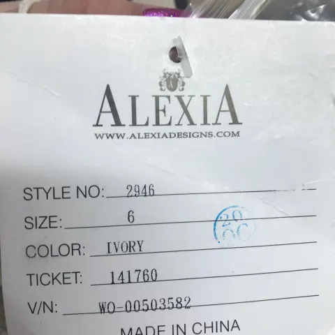 Alexia Bridals Wedding dress size 6 in ivory