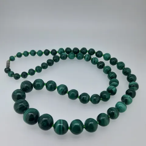 Graduated Malachite Beaded Necklace