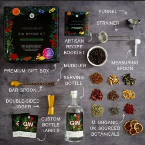 The Signature Edition Gin Making Kit - Make 10 Large Bottles of Classic, Colour-Changing & Pink