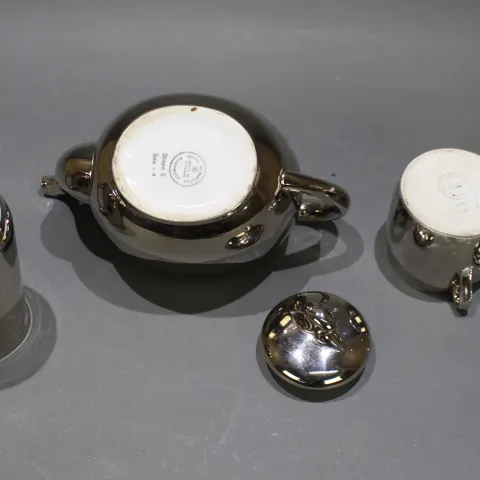 Royal Worcester Platinum Lustre