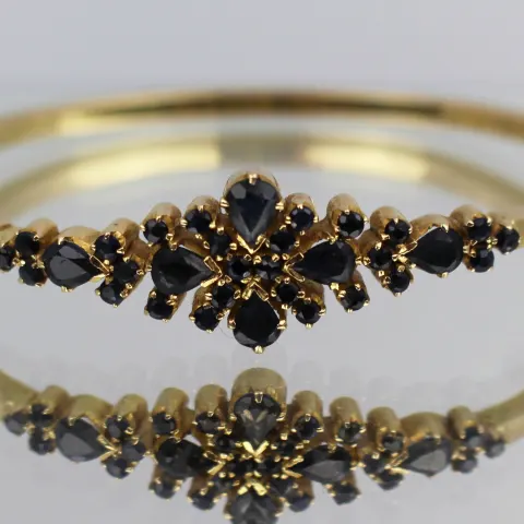 Russian Sapphire 18ct Gold Bracelet