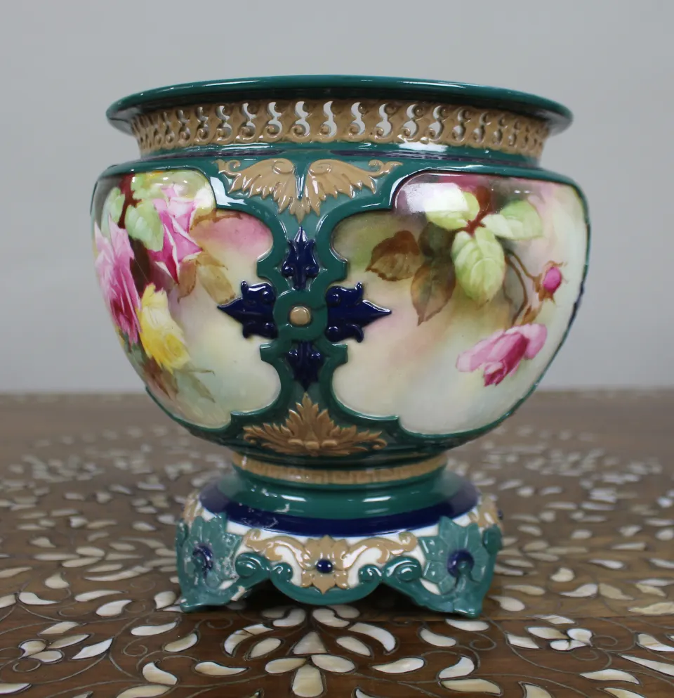 Large Royal Worcester Hadley Pot Pourri Vase, 1911