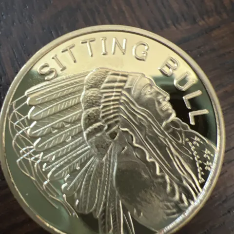 Gold coin