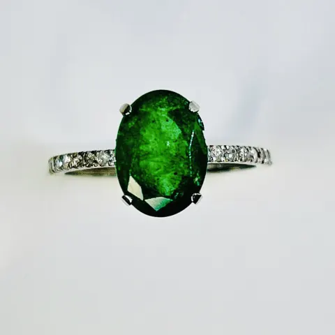 Beautiful 2.60 CT Natural Emerald Ring With Natural Diamonds & Platinum 950