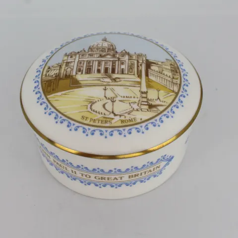 Royal Worcester St Peter's Rome Lidded Circular Box