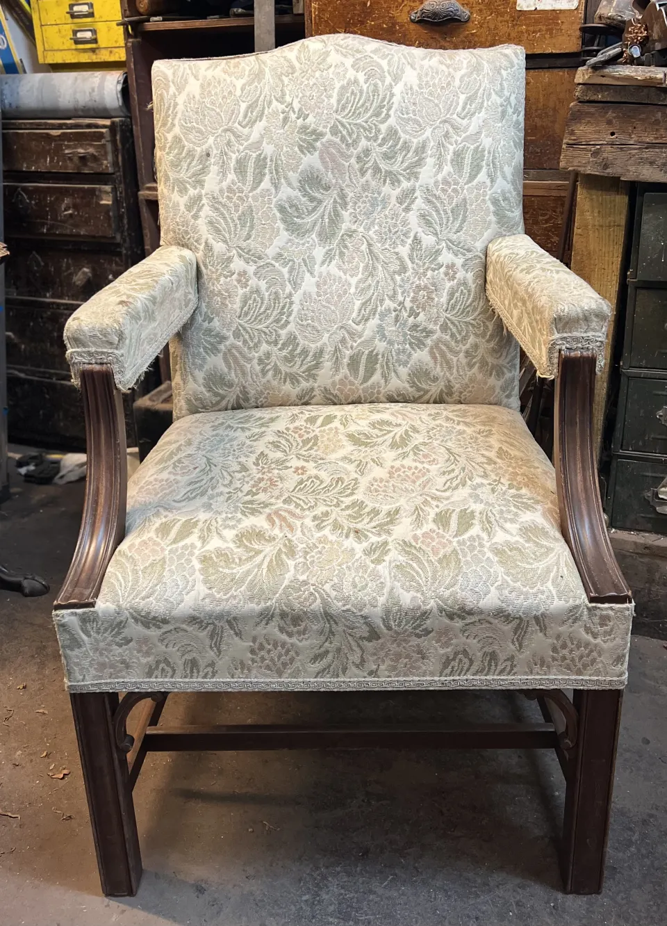 1920s mahogany Gainsborough chair